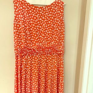 Plus size women’s clothing